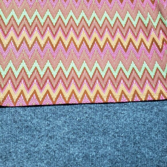 Rue21 Tube Tank Top Womens M Multicolor Chevron Sleeveless Straps Stretch New - Picture 4 of 9